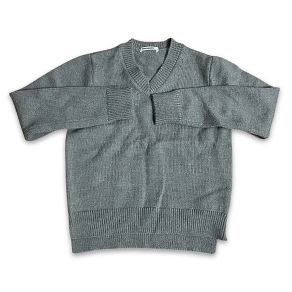 Solocote Pullover Sweater V-Neck Acrylic Blend Knit Fabric Long Sleeves Gray S - Picture 1 of 7